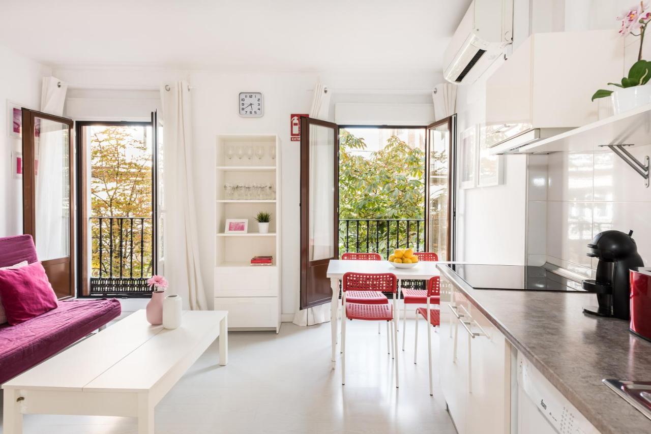 Atocha Arrendamiento De Temporada Appartement Madrid Buitenkant foto